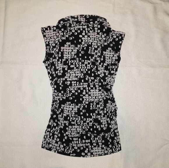 Vince Camuto top - Picture 2 of 3